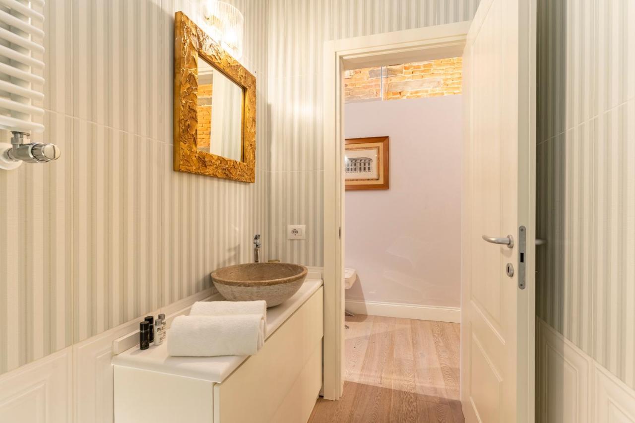 Art Apartment Luxury Sofia Suite フィレンツェ エクステリア 写真